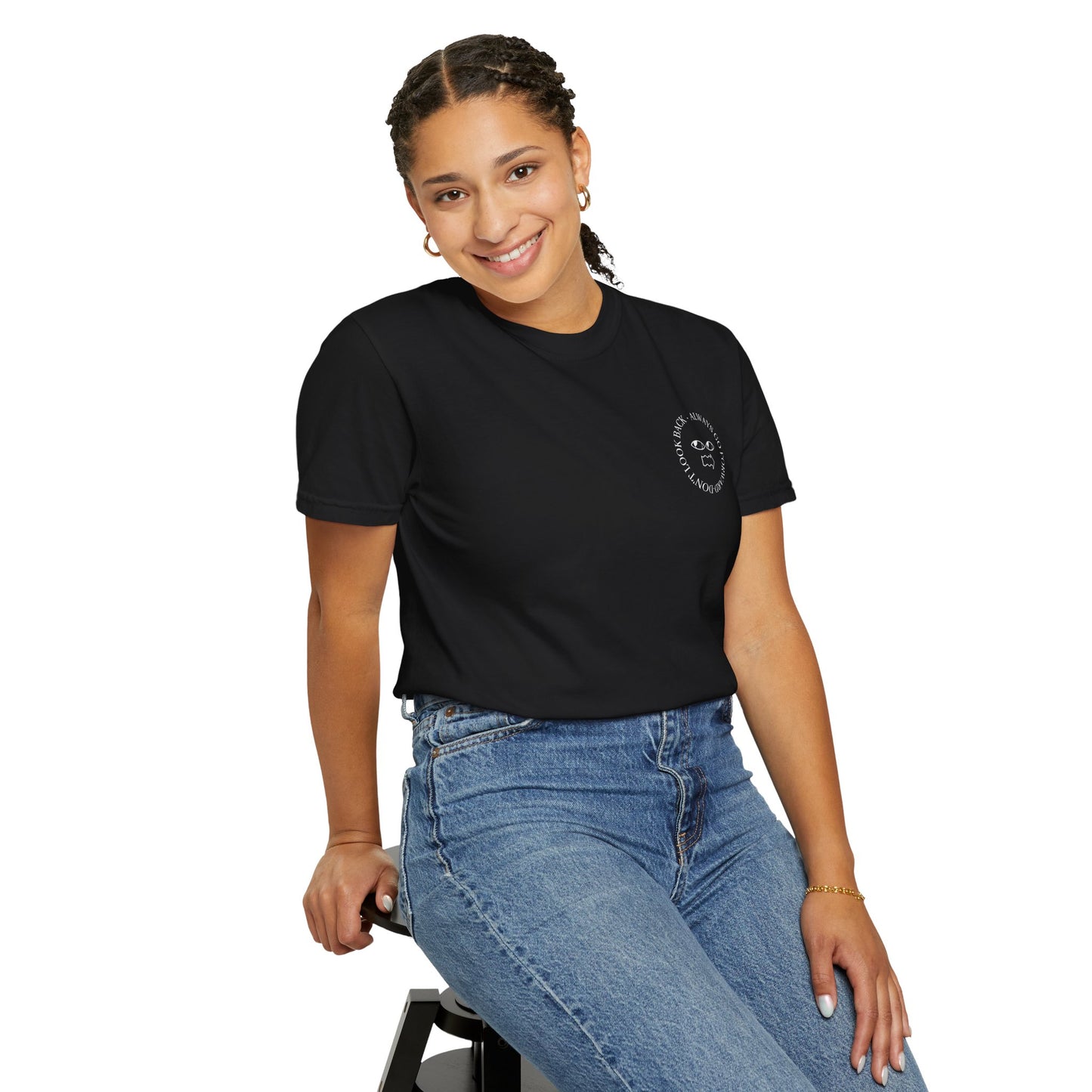 Don't Look Back Always Go Forward Circle Unisex T-shirt